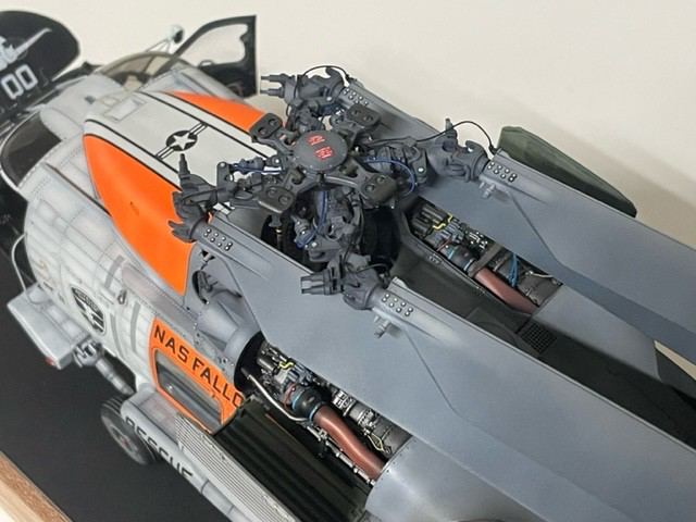 SH-60F Kitty Hawk in 1/35 Scale / FUN CLUB